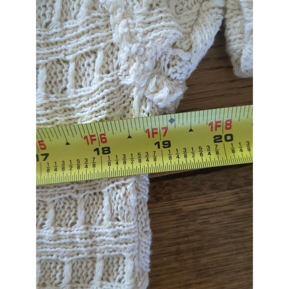 We The Free SM Fisherman crocheted Thien's Hacci Top Sweater Women's Cream - Picture 7 of 13